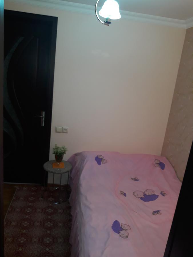 Apartamento Madona'S House Batumi Exterior foto