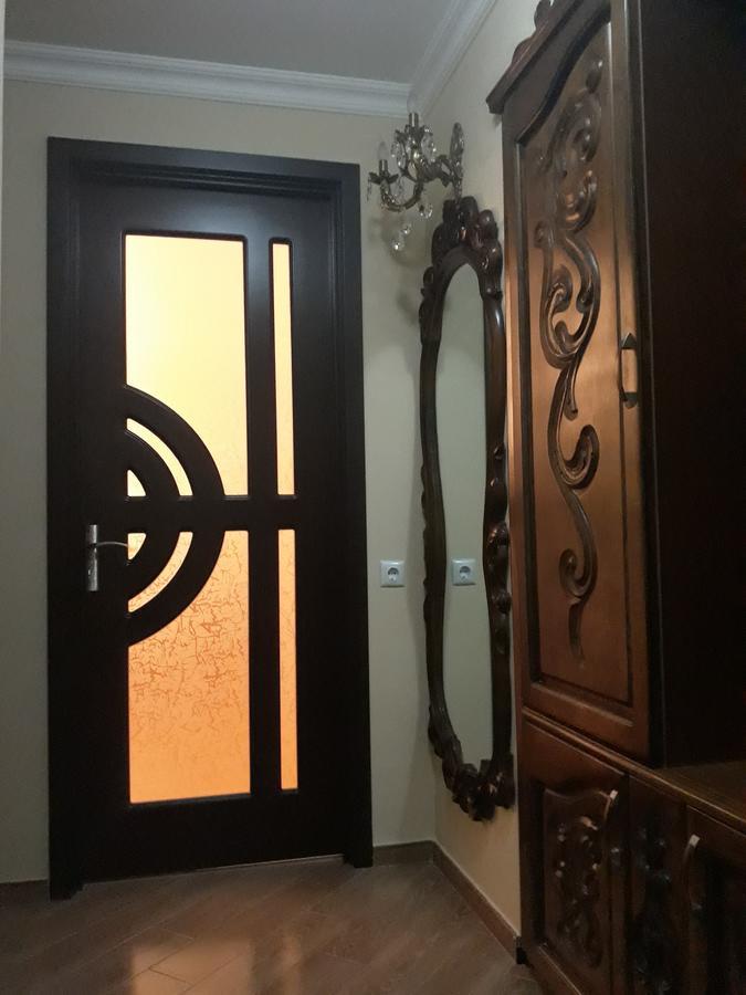 Apartamento Madona'S House Batumi Exterior foto